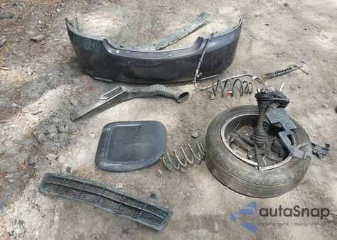 2013 Buick Lacrosse Leather Group z USA, uszkodzony, nr VIN 1G4GC5E31DF123570